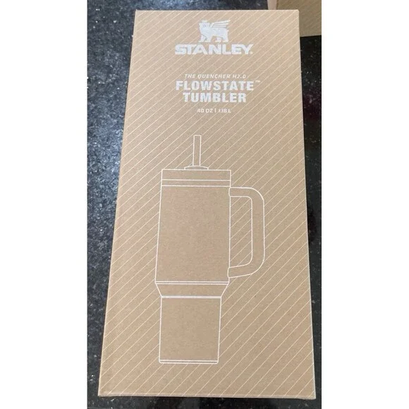 Hello Kitty 40 Oz Flowstate Quencher Tumbler Hot Pink New In Box - Picture 3 of 6